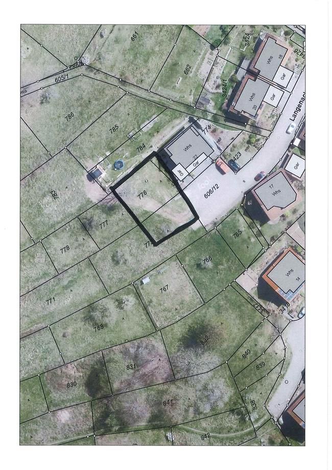 Grundstück, Wiese mit Büschen, Luftbild