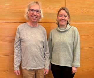 V.l.n.r.: Wolfgang Froese, Lisa Ritter Ein Mann (links) und eine Frau (rechts).