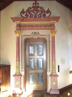 Steinportal zum Bürgersaal