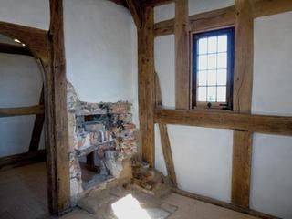 Turmstube im Storchenturm Fachwerk in der Turmstube mit Feuerstelle