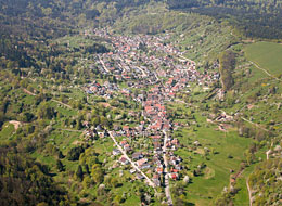 Luftaufnahme Staufenberg - Foto: W.Walter/Gaggenau