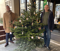 Auf dem Bild (v.l.n.r.): Bürgermeister Julian Christ und Kämmerer Benedikt Lang.
