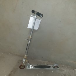City-Roller in silber