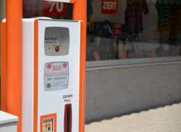 Defibrillator auf dem Salmenplatz Defibrillator-Säule
