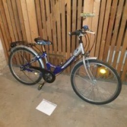 Kinder- und Jugendfahrrad in blau, silber
