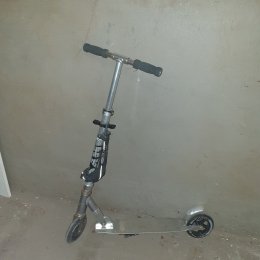 City-Roller in silber