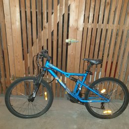 Mountainbike in blau