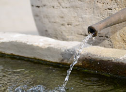 weiter zu Wasserversorgung Brunnen